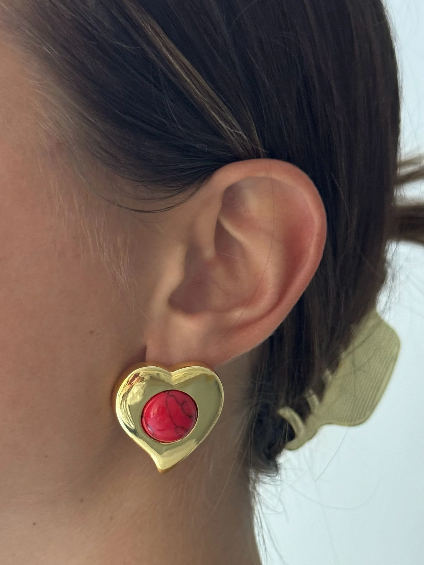 AMOUR STUDS