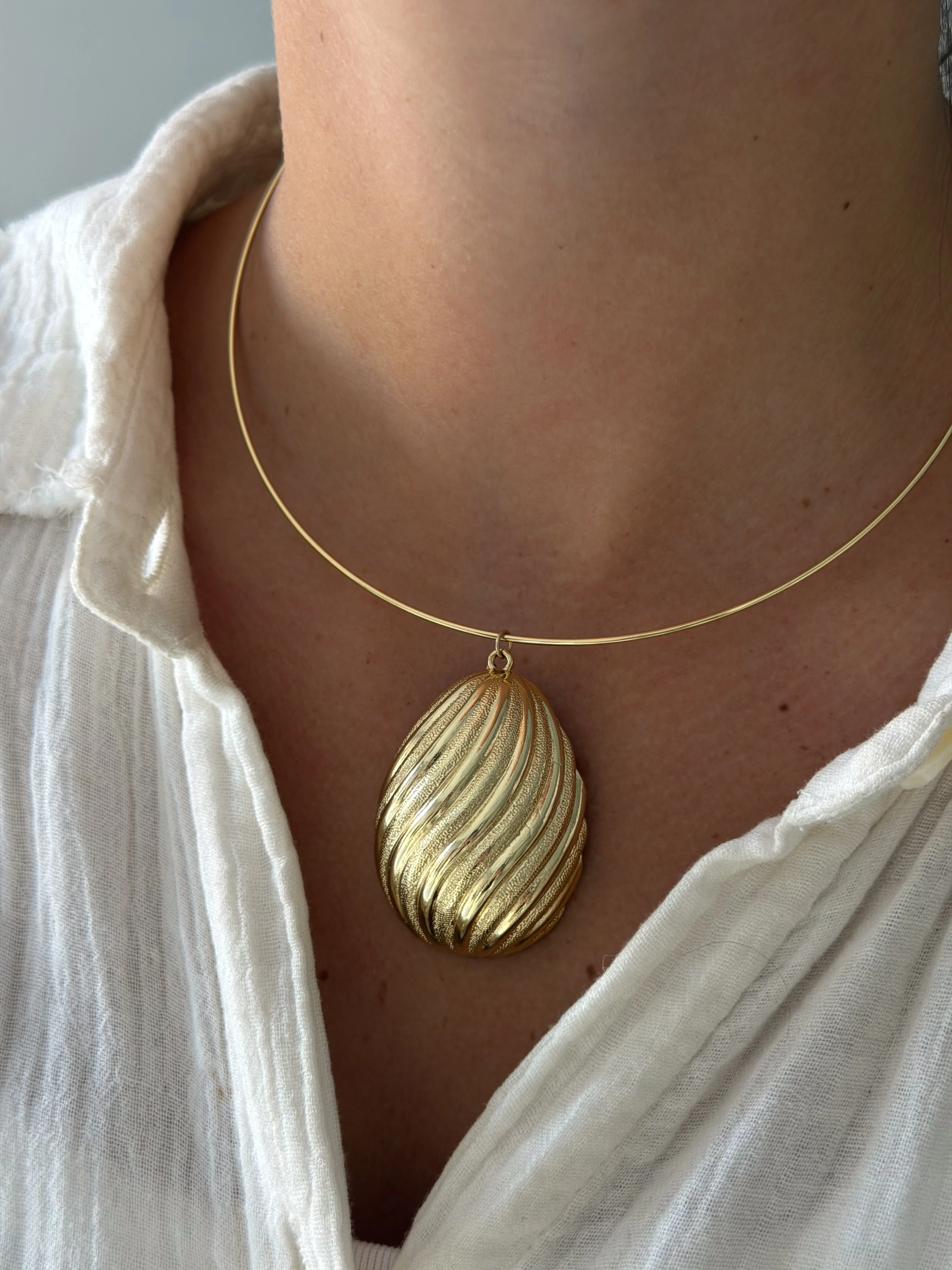 ELEANOR NECKLACE - Image 2