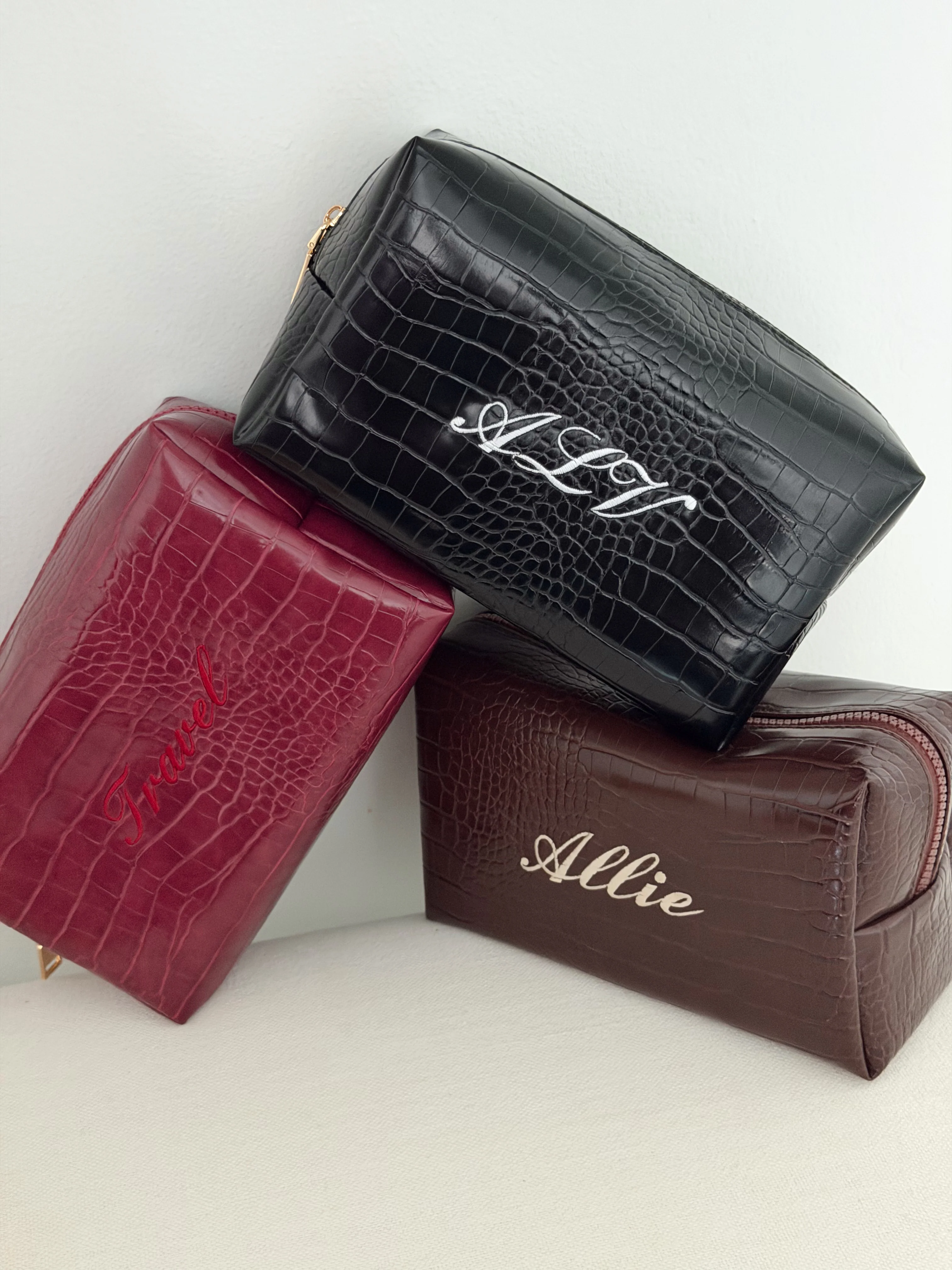 EMBROIDERED CROC POUCH