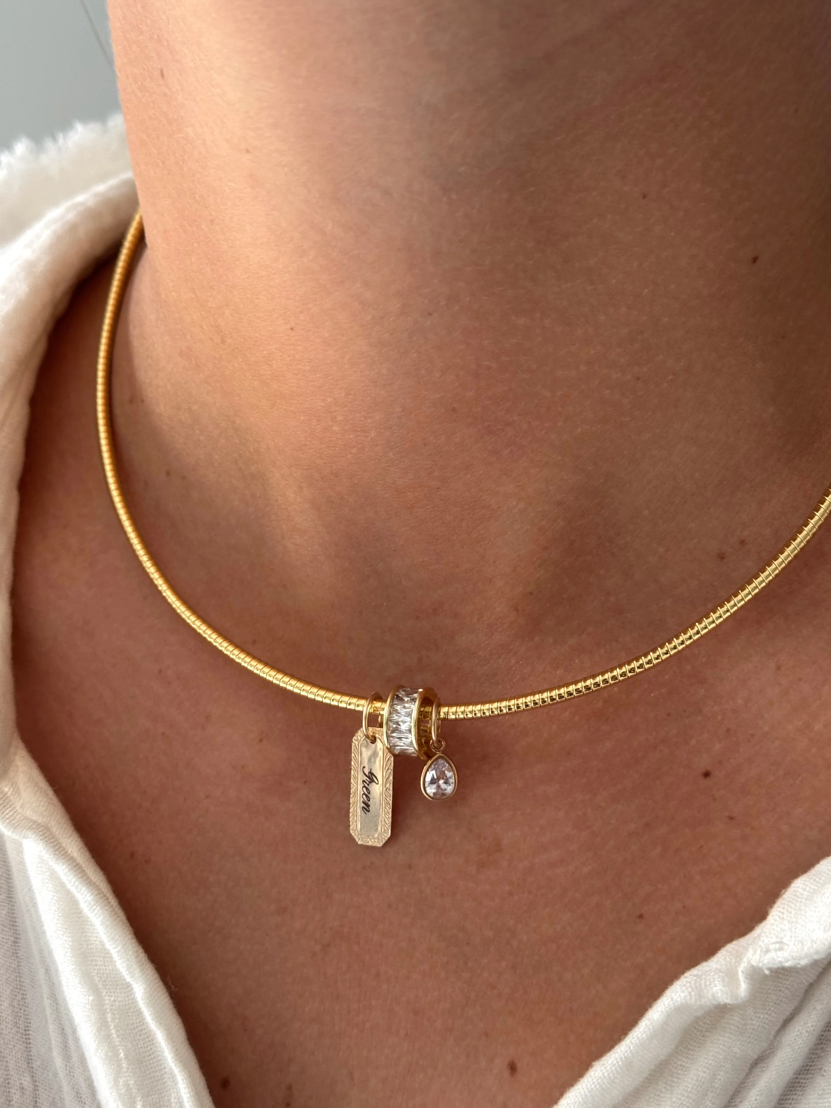 GISELLE COLLAR NECKLACE - Image 2