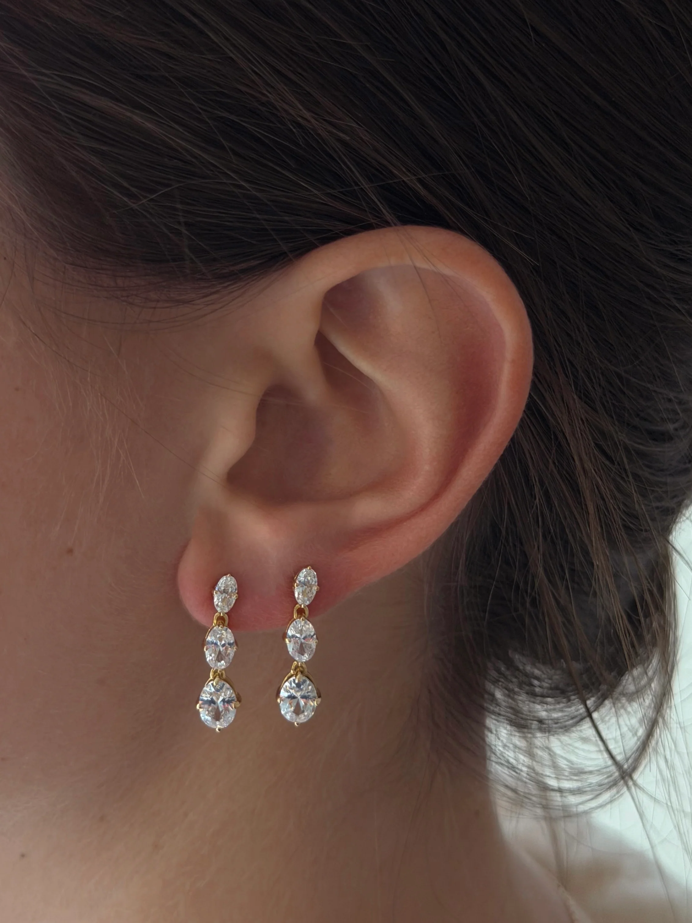 HEIDI DROP STUDS