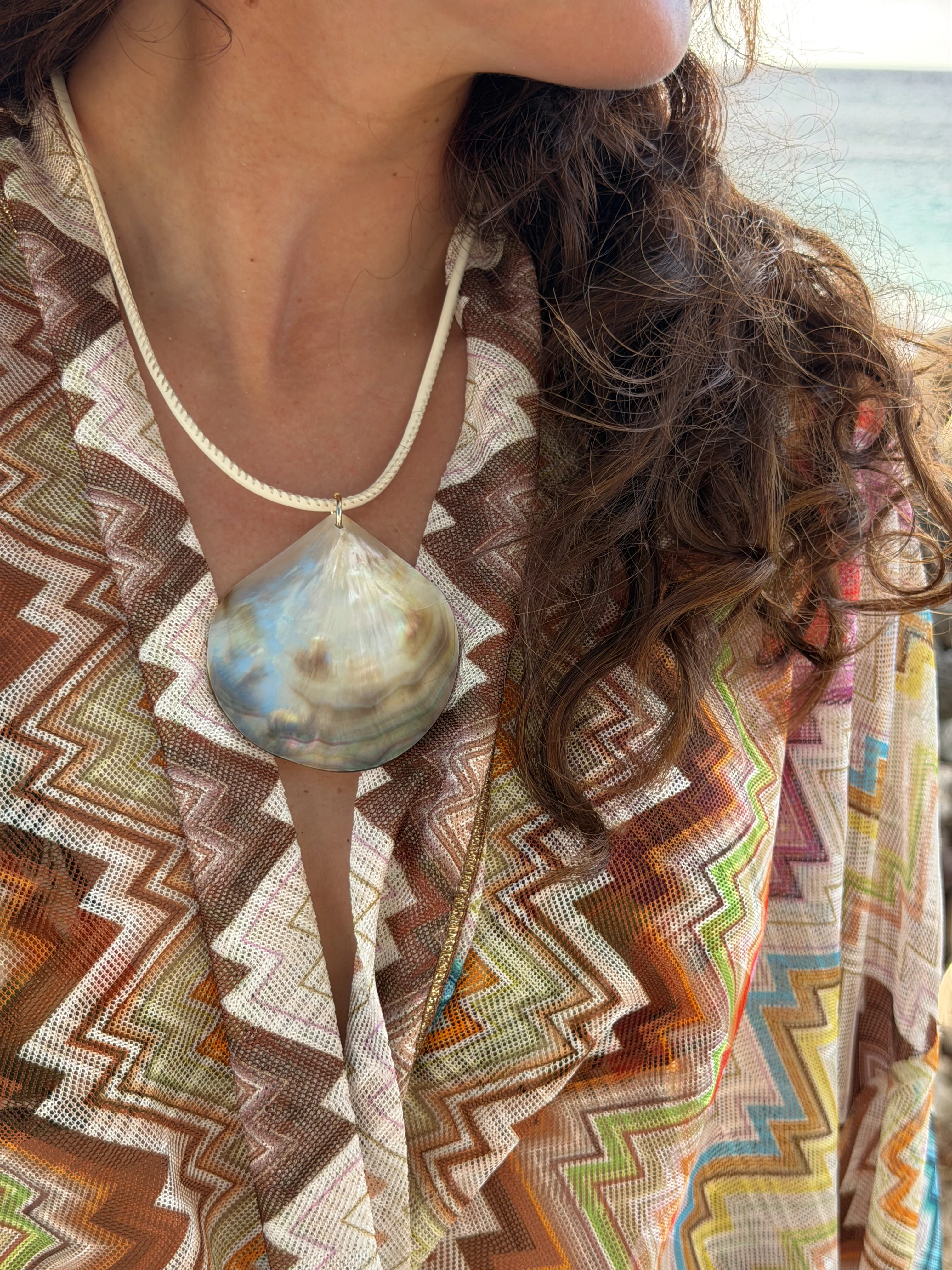 LIMESTONE BAY NECKLACE - Image 3