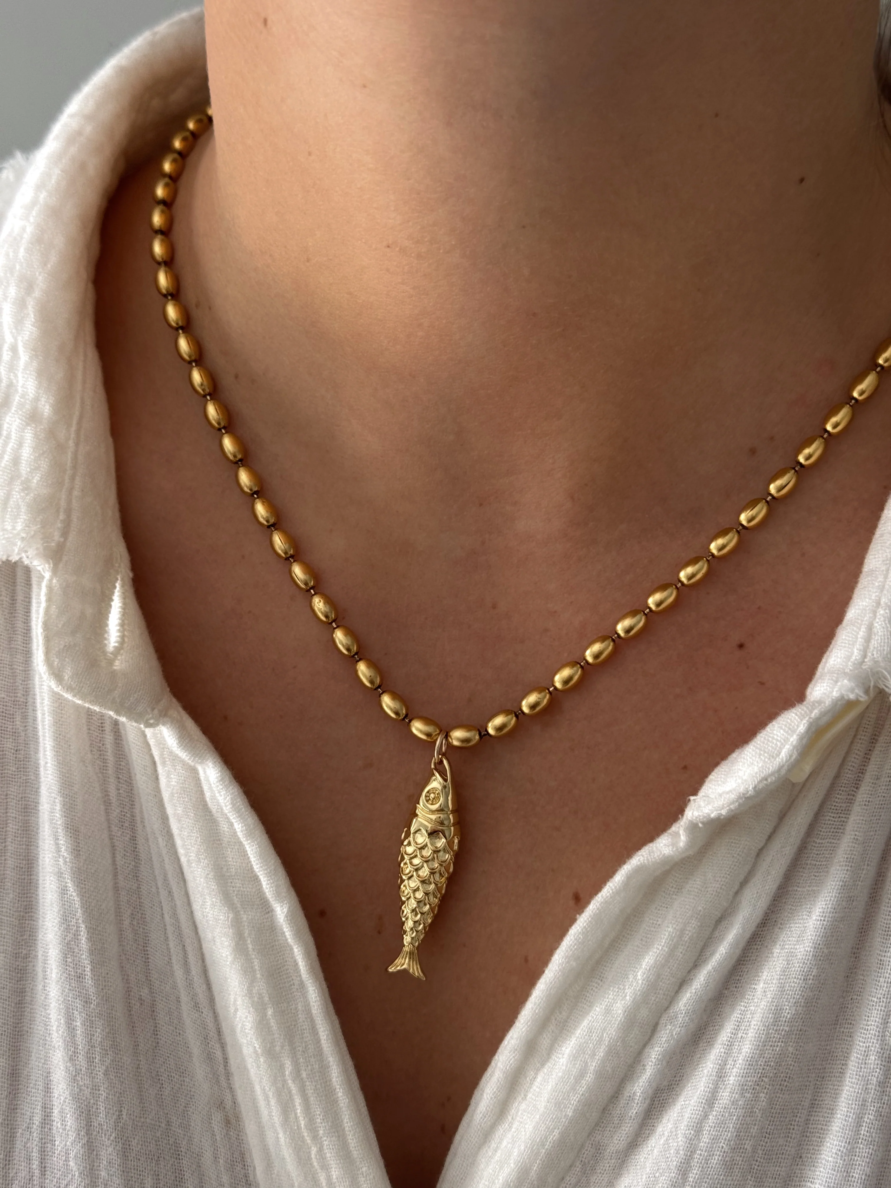 MAKI FISH NECKLACE
