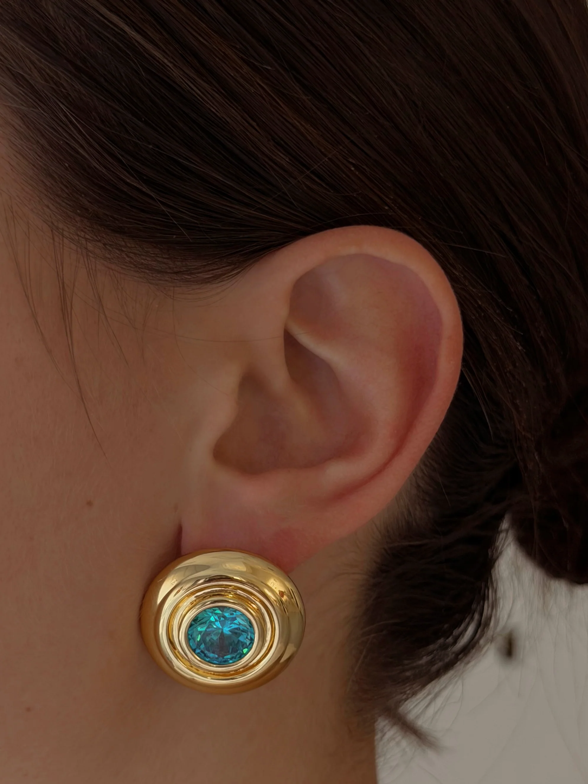MIDTOWN STUDS - Image 2