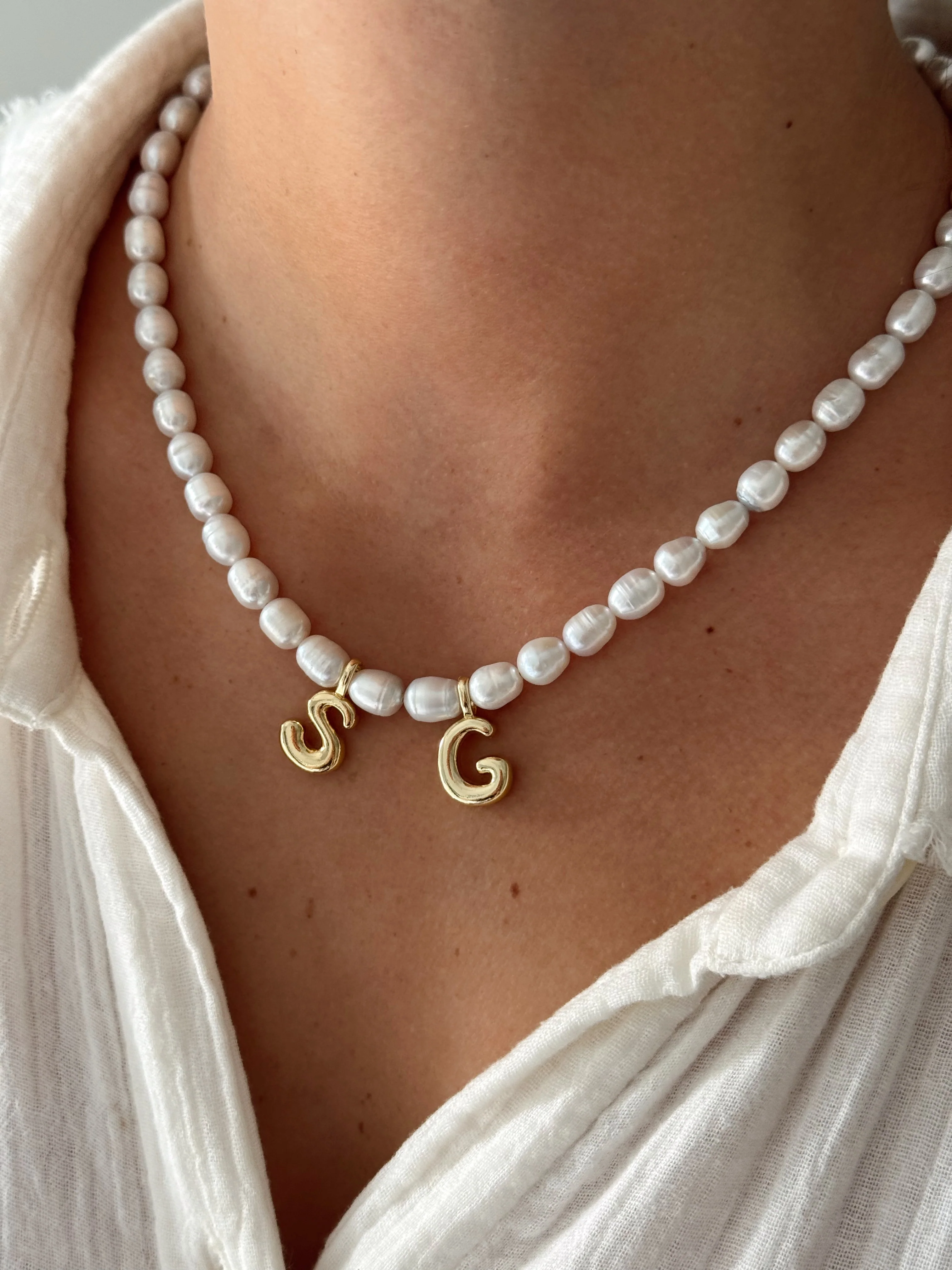 PEARL BUBBLE INITIAL NECKLACE