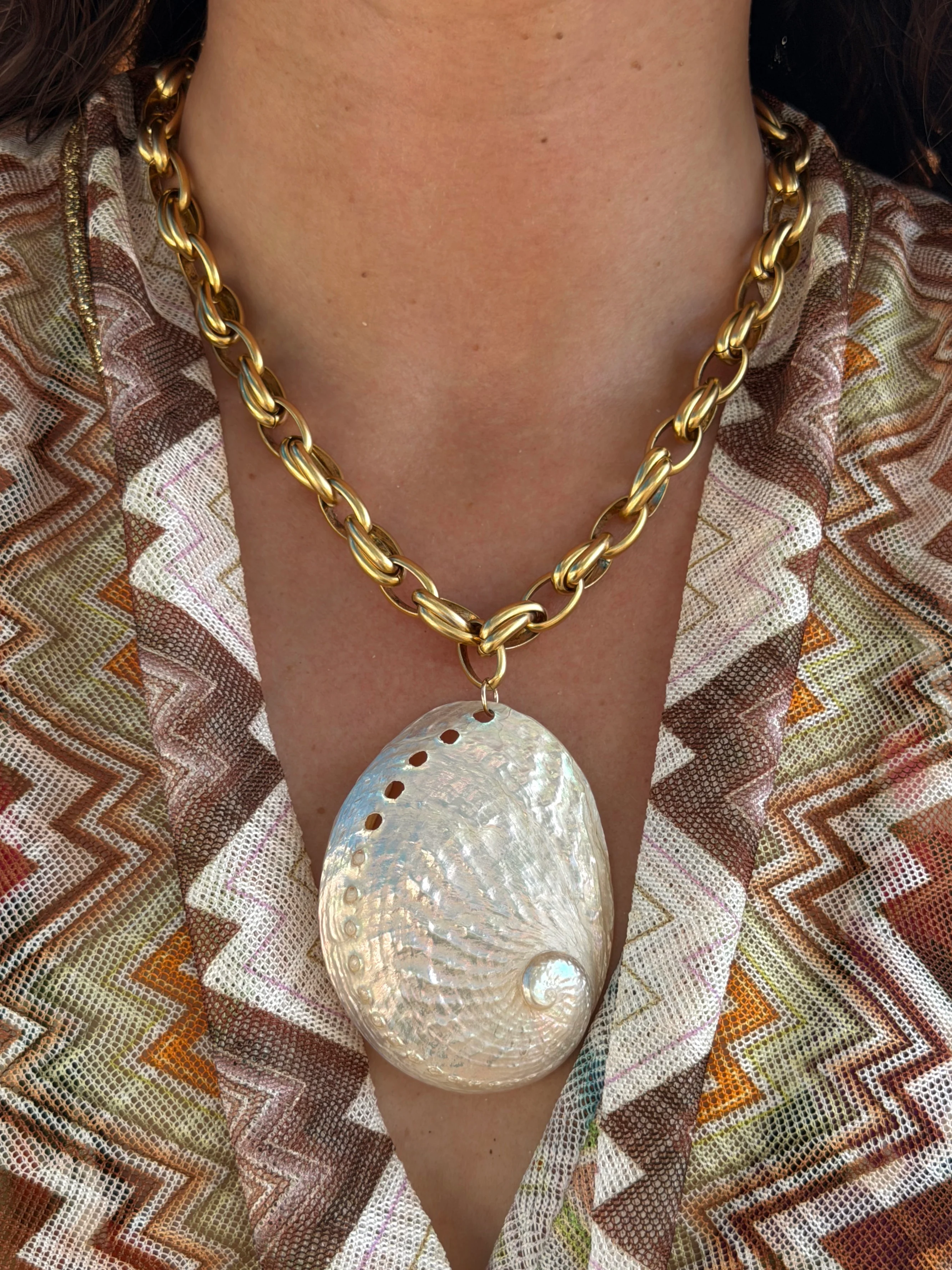SALT SHELL NECKLACE
